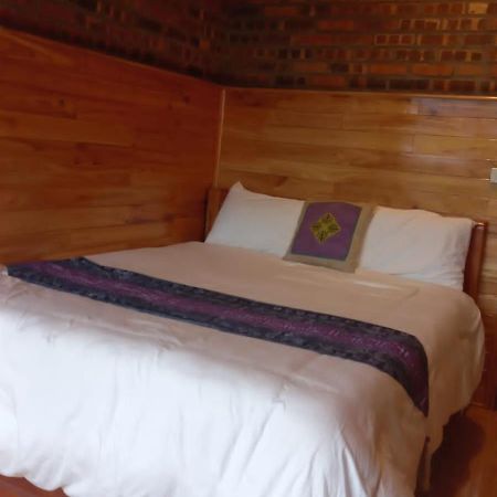 Indigo Snail Boutique Hmong Homestay Sa Pa Ngoại thất bức ảnh